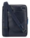 PIQUADRO Blue Square Revamp Crossbody Bag M Blu Notte PIQUADRO Blue Square Revamp Crossbody Bag M Blu Notte