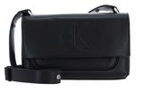 Calvin Klein CKJ Sculpted EW Flap 25 Pipping Black Calvin Klein CKJ Sculpted EW Flap 25 Pipping Black