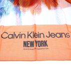 Calvin Klein Motion Florar Shawl 130x130 Floral Print Calvin Klein Motion Florar Shawl 130x130 Floral Print