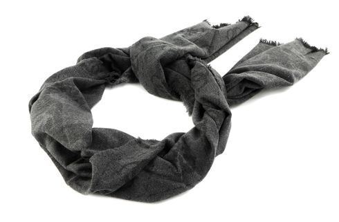 GUESS Eco Brenton Scarf 70x190 Coal Logo