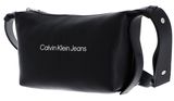 Calvin Klein CKJ Sculpted Sculpted Shoulderbag Black / Metallic Logo Calvin Klein CKJ Sculpted Sculpted Shoulderbag Black / Metallic Logo