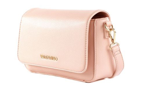 Valentino Bags 上品 お洒落 Flap ショルダーバッグ Valentino relax flap bag with chain strap in black | ASOS