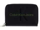 Calvin Klein Accordion Zip Around Black / Sharp Green Calvin Klein Accordion Zip Around Black / Sharp Green