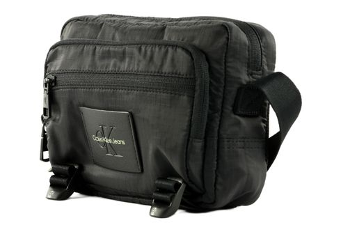 ★関税込★ ★ CKJ Sports Essential Camera Bag★ Calvin Klein Tagged Camera Bag 29 Black | Buy bags, purses