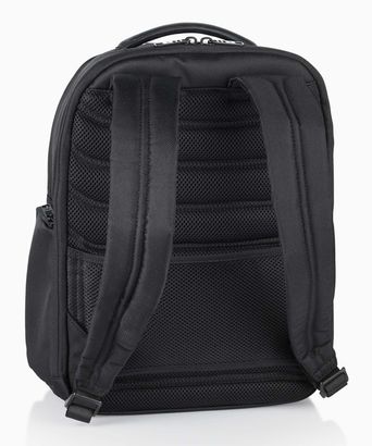 PORSCHE DESIGN Voyager Backpack M Black