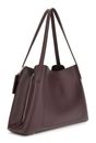 GUESS Sora Girlfriend Carryall Aubergine GUESS Sora Girlfriend Carryall Aubergine