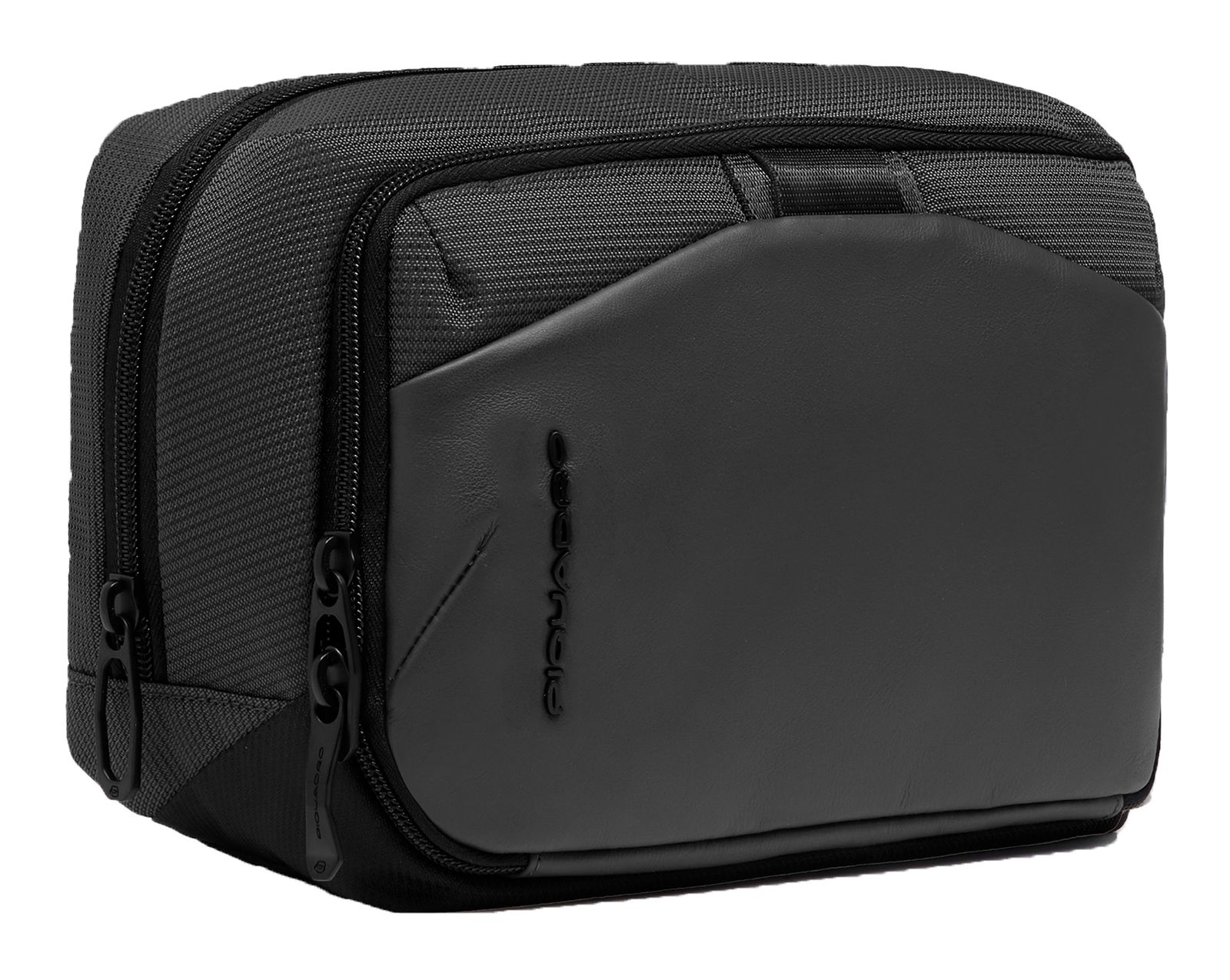 PIQUADRO PQ Earth Toiletry Bag Black PIQUADRO PQ Earth Toiletry Bag Black