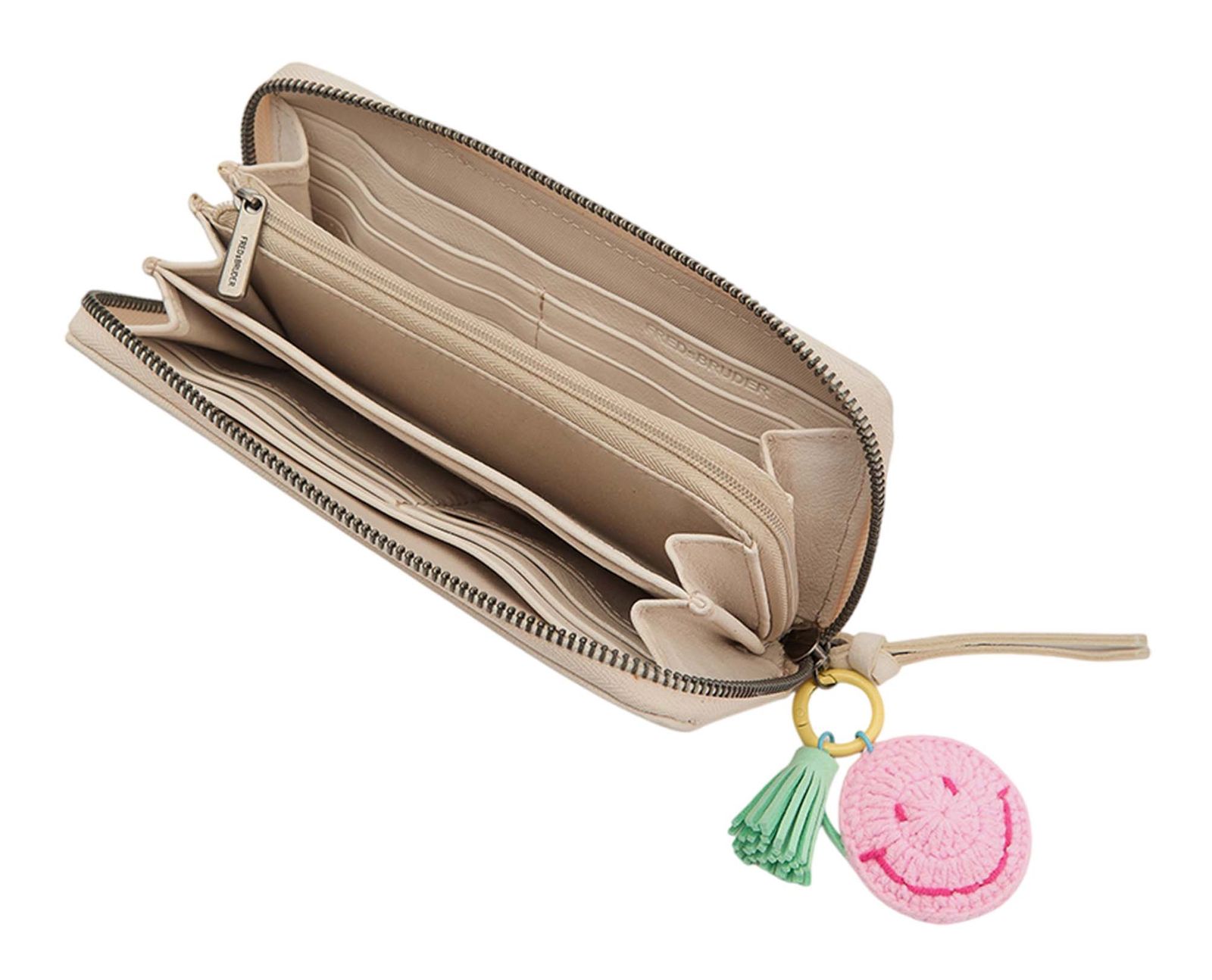 FREDsBRUDER Take A Smile Ziparound Wallet Marshmallow FREDsBRUDER Take A Smile Ziparound Wallet Marshmallow
