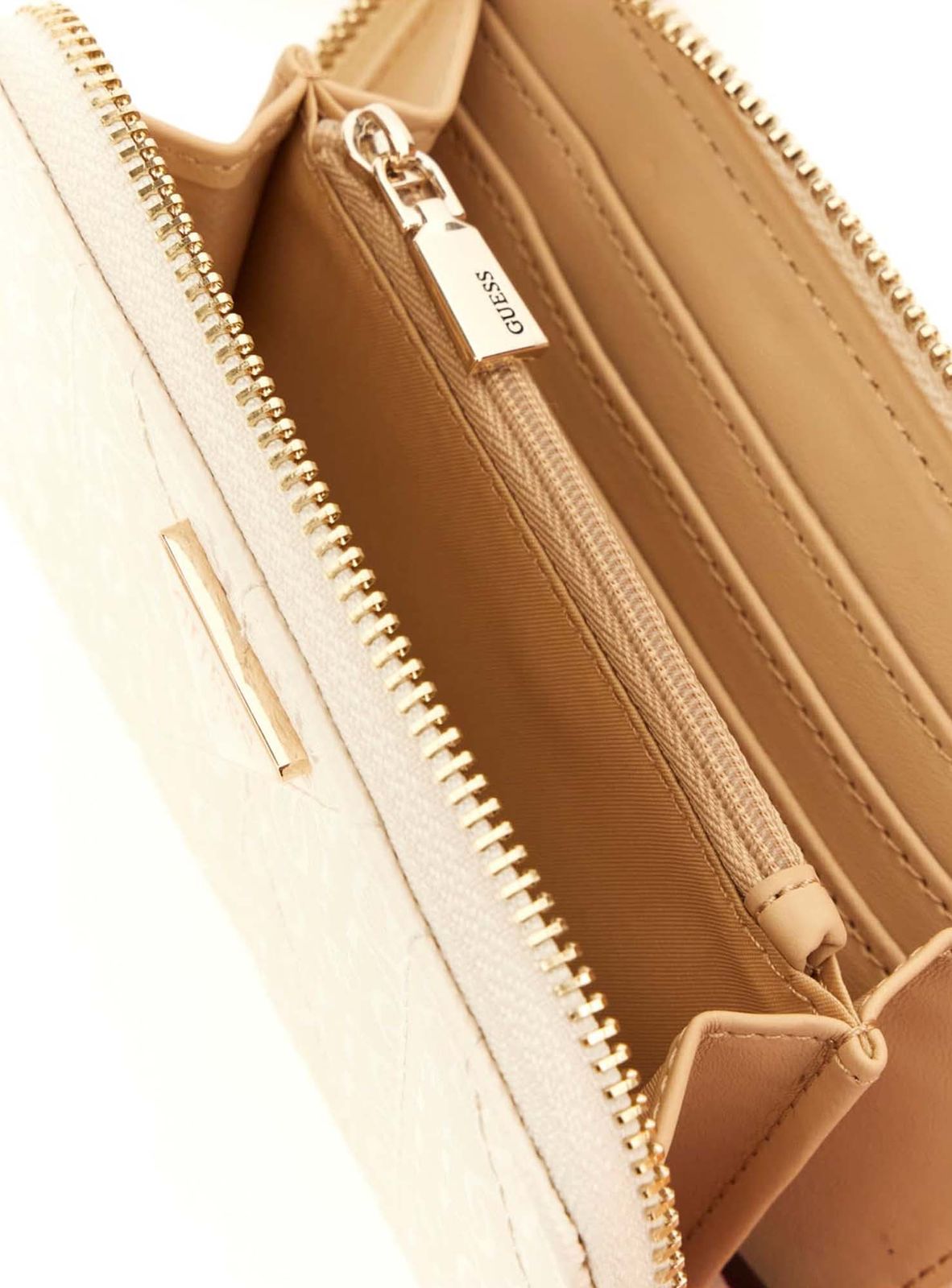 GUESS Aldina SLG Medium Zip Around Wallet M Cream White GUESS Aldina SLG Medium Zip Around Wallet M Cream White