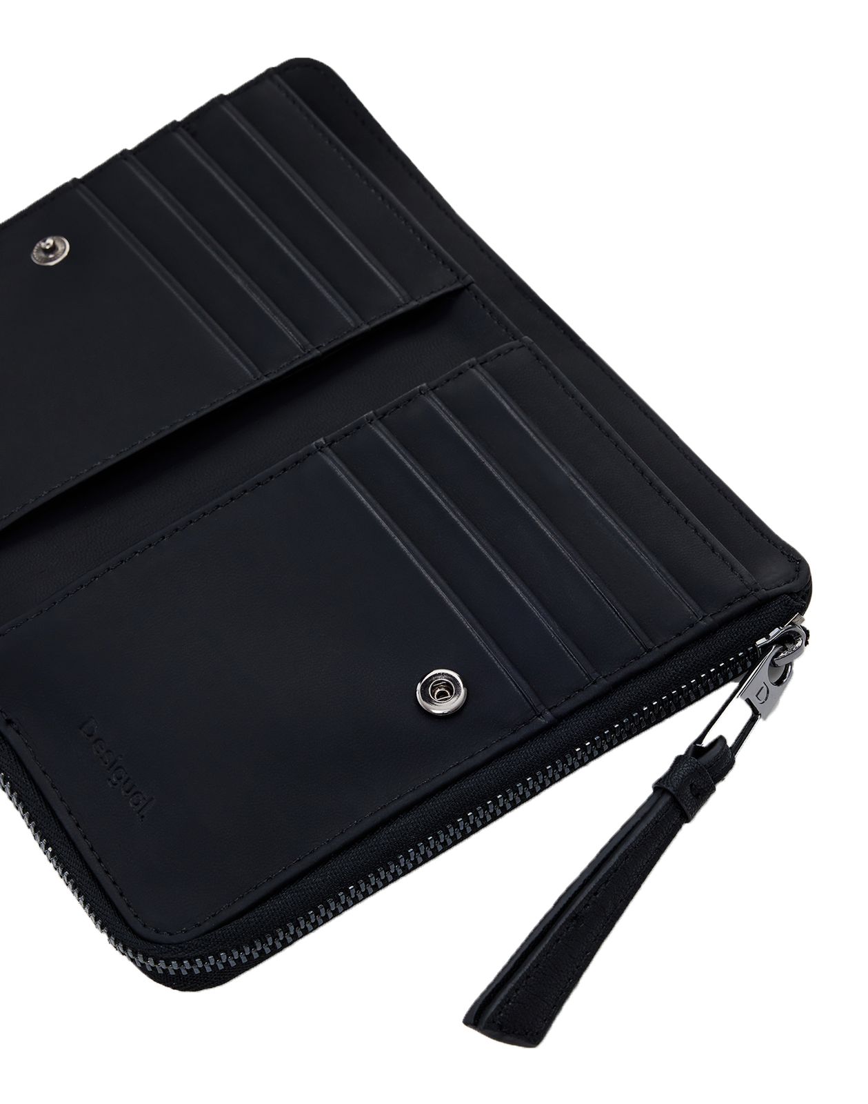 Desigual Mone Embro Patch Emma Medium Wallet Black Desigual Mone Embro Patch Emma Medium Wallet Black