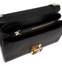 TOMMY HILFIGER TH Her Crossover Bag Black TOMMY HILFIGER TH Her Crossover Bag Black