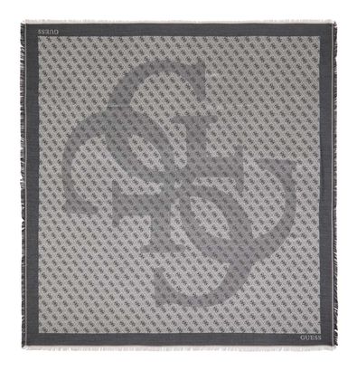 GUESS Eco Erica Kefiah 120x120 Coal Logo GUESS Eco Erica Kefiah 120x120 Coal Logo