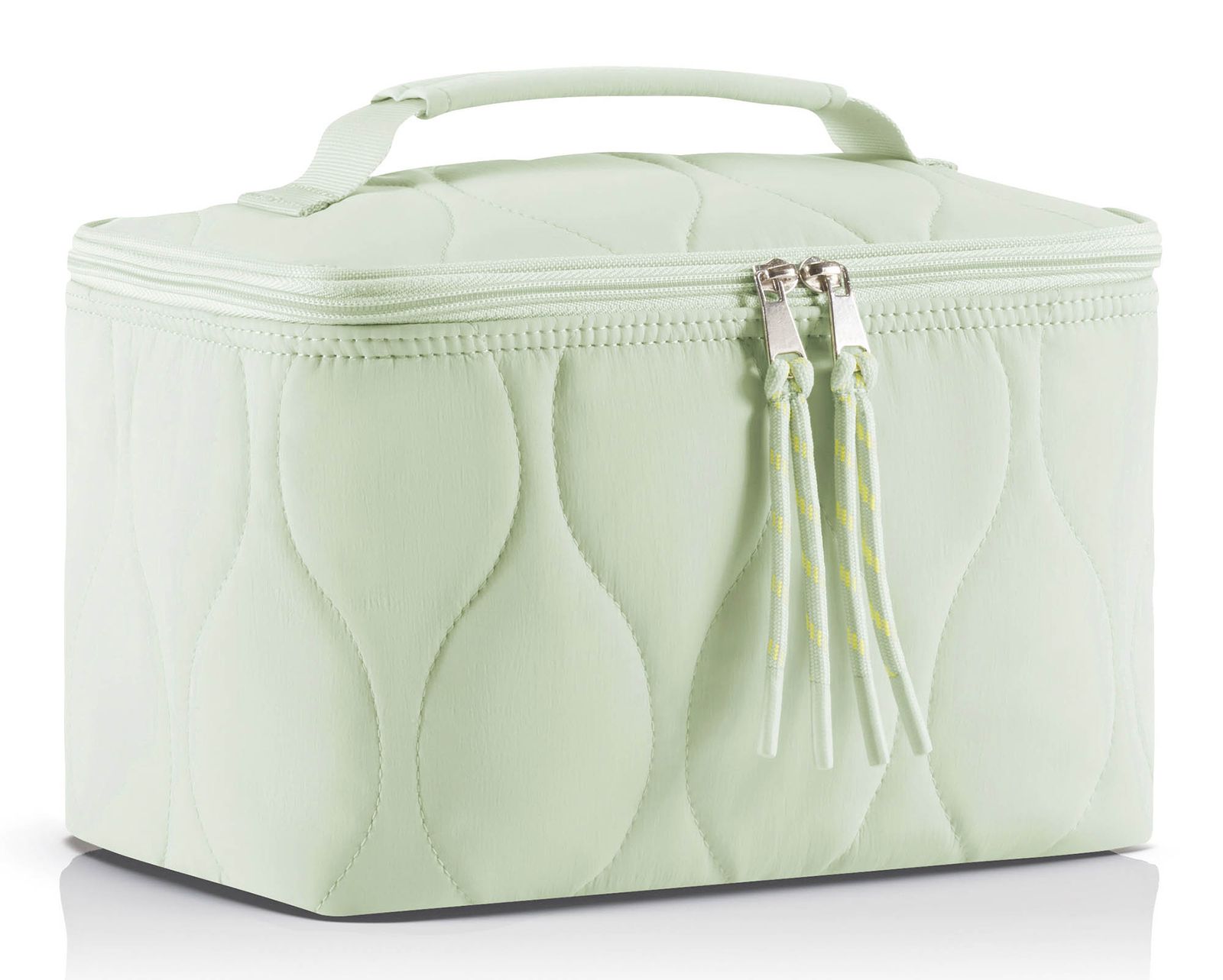 reisenthel Cosmetic Case Puffer Iced Matcha reisenthel Cosmetic Case Puffer Iced Matcha