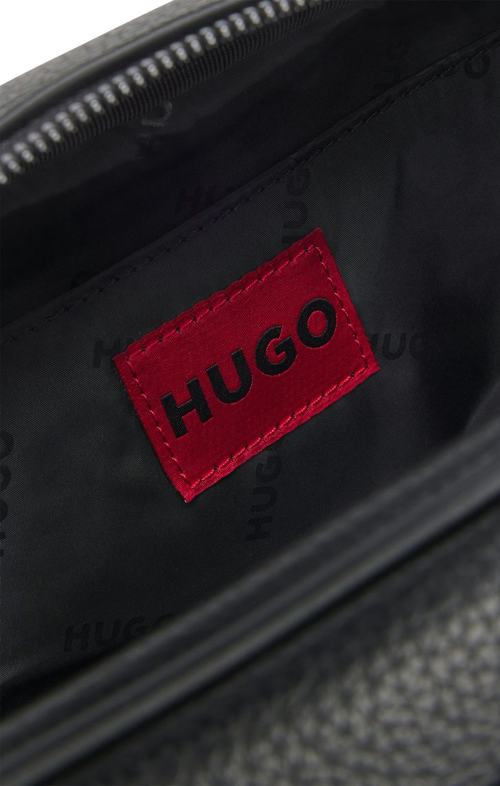 HUGO Huke Washbag Black HUGO Huke Washbag Black