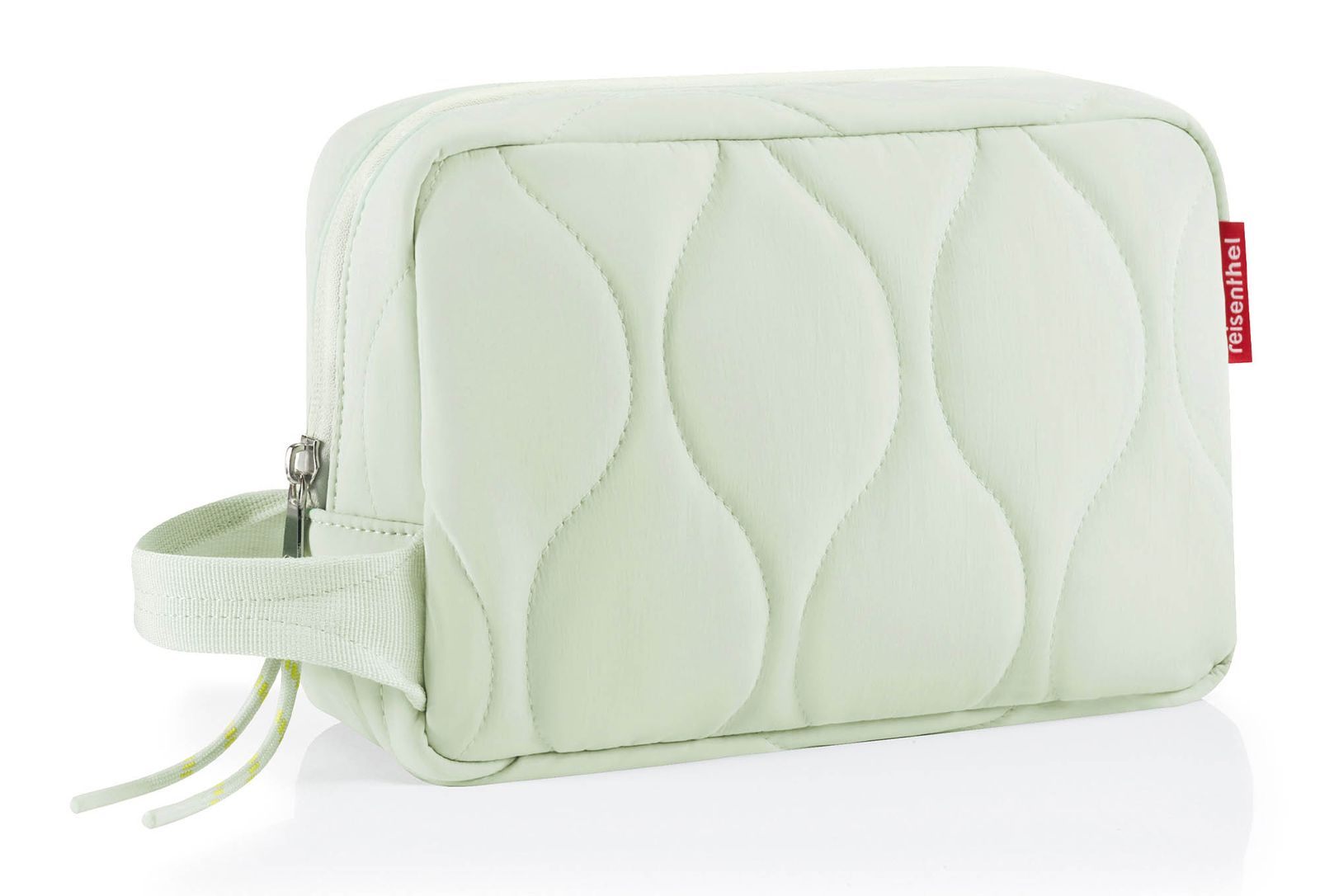 reisenthel Cosmetic Pouch M Puffer Iced Matcha reisenthel Cosmetic Pouch M Puffer Iced Matcha