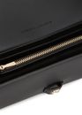 TOMMY HILFIGER TH Buckle Wallet On Chain Black TOMMY HILFIGER TH Buckle Wallet On Chain Black