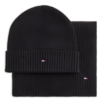 TOMMY HILFIGER TH Flag Beanie and Scarf Giftpack Black TOMMY HILFIGER TH Flag Beanie and Scarf Giftpack Black