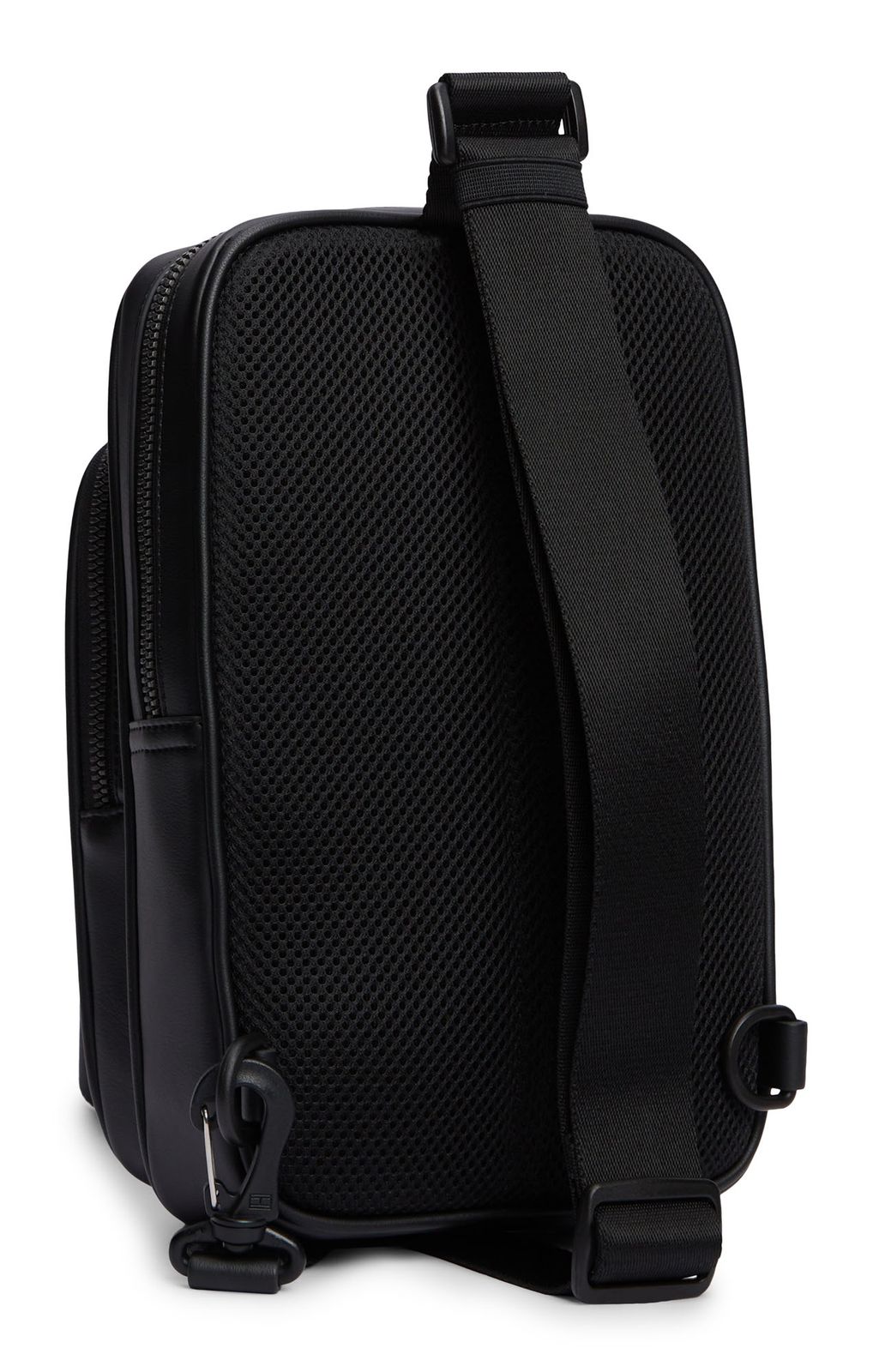 TOMMY HILFIGER TH Foundation Sling Bag Black TOMMY HILFIGER TH Foundation Sling Bag Black